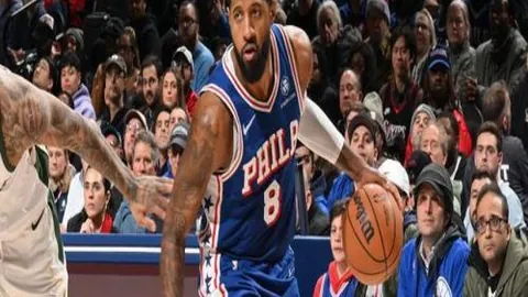 “雷霆击败快船，伦纳德孤军奋战，祖巴茨内线优势明显，哈登与博格丹表现欠佳！”